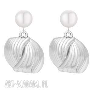 srebrne kolczyki perły z plecionymi retro zawieszkami