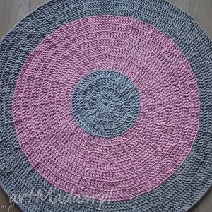 okrągły dywan szaro - różowy o średnicy 150 cm, sznurek, chodnik, dziewczynka