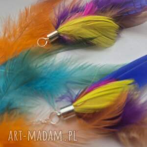 kolczyki kolorowe pióra boho bardzo spektakularna niezwykle widoczne z serii tej
