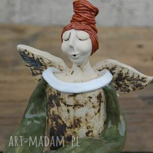handmade ceramika ceramiczny anioł siedzący