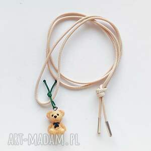miś wisiorek zawieszka, sznurek
