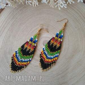 Intensywne z koralików, piękne, kolczyki