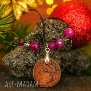 sztuka po godzinach drewniany wisiorek z agatem - ręcznie wypalany naszyjnik