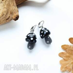 Kolczyki „Czarne muchomorki z szarym jadeitem”, leśne skarby, jesień