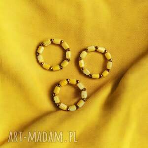 żółty pierścionek: summer - masa perłowa, hematyt