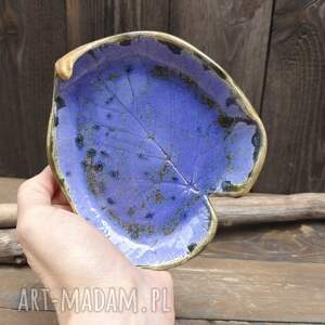 ceramiczny talerzyk liść c879, podstawka na biżuterię dla mamy