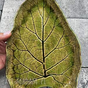 Ceramiczna patera liść - ręcznie robiona dekoracja