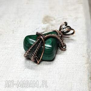 wisiorek z malachitem m243 rękodzieło miedź, wire wrapping, pod choinkę