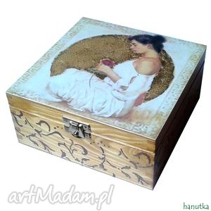 ręcznie robione pudełka kobieta z różą - herbaciarka