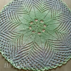 Ręcznie robiona serweta na stół 60 cm - dekoracja handmade