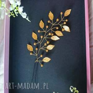 Ozdoba, gałązka ze złotych listków i perełek