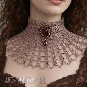 Koronkowy naszyjnik choker retro fango z broszą