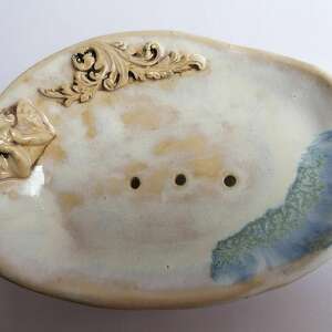 ręcznie robione ceramika mydelniczka "sielsko - anielsko"