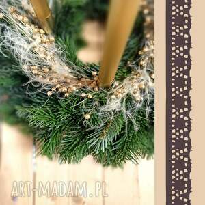 upominek świąteczny Uroczy, delikatny wieniec adwentowy z suszonym