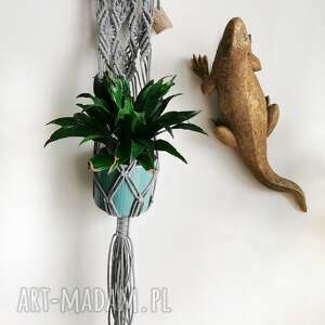 kwietnik makramowy ze sznurka szare dekoracje