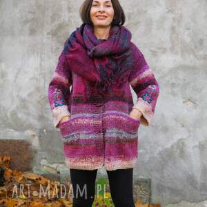 handmade swetry kardigan malinowy z kwiatkiem