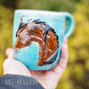 ręcznie zrobione ceramika handmade ceramiczny kubek z koniem - turkusy gniady średni