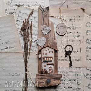 rustykalny wieszak z domkiem no 1, na klucze, prezent, ozdoba