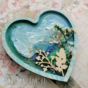 serce malowane akrylem, magnes ogrodnika, prezent, kwiaty