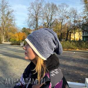 czapka niebiesko - biała smerfetka damsko męska uniseks na podszewce ciepła miękka