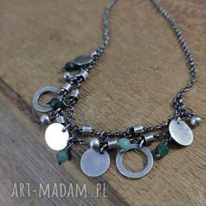 Delikatny naszyjnik ze szmaragdu, szmaragd, deliaktny