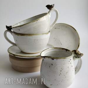 ręczne wykonanie ceramika zestaw składający się z dwóch filiżanek ze spodkami