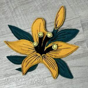 ręcznie zrobione broszki broszka kwiat lilii / zero waste 10