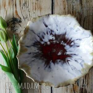 handmade ceramika ceramiczna miska z nieregularnym brzegiem