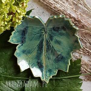handmade ceramika zielony listek podstawka ceramiczna