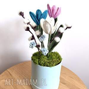 Prezent Tulipany, Bazie i Niezapominajki - bukiet kwiatów na szydełku