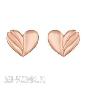 kolczyki zdobione serduszka z różowego złota sztyfty, serca