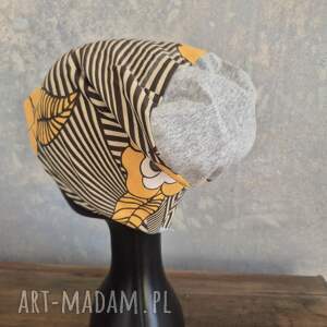 czapka damska wiosenna rozmiar m na podszewce dobra dla obwodu głowy 55 /56 cm