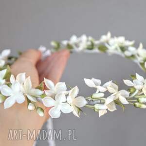 Wianek z jaśminem „Biały świt” - delikatna ozdoba ślubna i komunijna