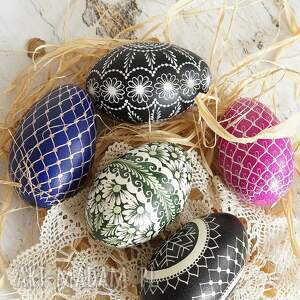 malowana pisanka, malowane jajka wosk pszczeli, wydmuszka, naturalna