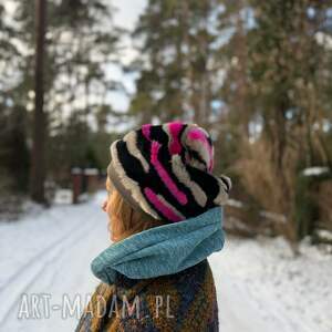 futrzana czapka na podszewce duża szalona pewno nie znikniesz w tłumie jest