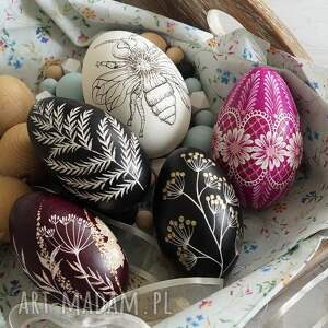 batikowa pisanka - różne wzory, pisanki naturalne malowane jajka ręcznie
