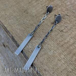 blaszki na łańcuszku iii, srebro oksydowane 925, kolczyki