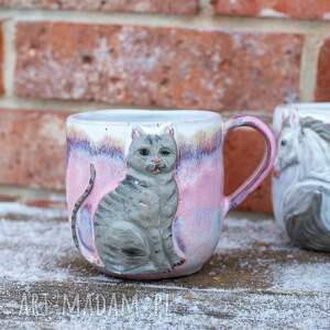 Prezent Handmade Ceramiczny duży kubek z kotem - Różowy sen Peony ok