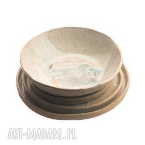 zestaw czterech talerzy talerze ceramiczne, komplet ceramiczny ceramika