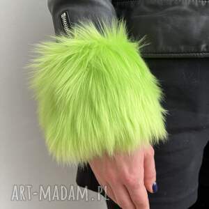 handmade rękawiczki mankiety z futra zielone