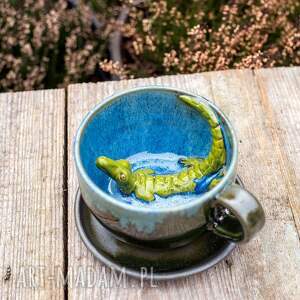 handmade ceramika filiżanka z figurką krokodyla | filiżanka do kawy | bagniste oczko| ok