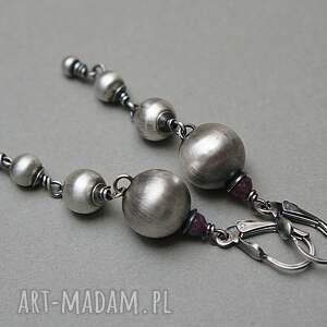 Silver ball vol. 2 - kolczyki (srebro oksydowane, kule rubin)