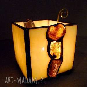 prezent bursztynowy świecznik - lampion hand made oświetlony busztyn tworzy boską