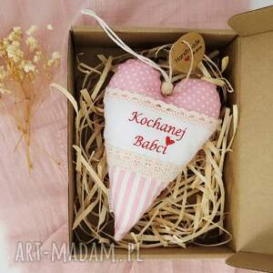 SERCE Z HAFTEM prezent na DZIEŃ BABCI, zawieszka