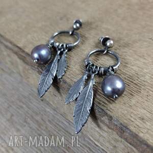 Kolczyki - perły z piórkami, piórka