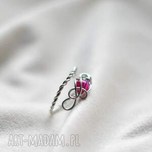 różowy agat - pierścionek ze stali chirurgicznej niej