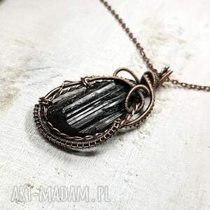 magiczny czarny turmalin m215 wire wrapping, rękodzieło wisiorek