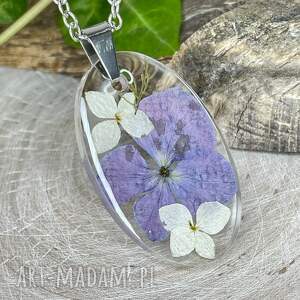 wisiorek z hortensjami w przeźroczystej żywicy z2047, wisiorek z kwiatami