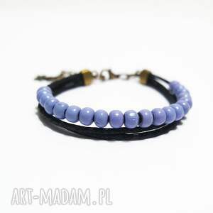 Fioletowa bransoletka handmade ze sznurków i drewna