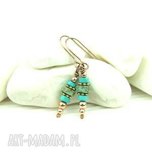 z turkusem, z kamieniami, małe kolczyki